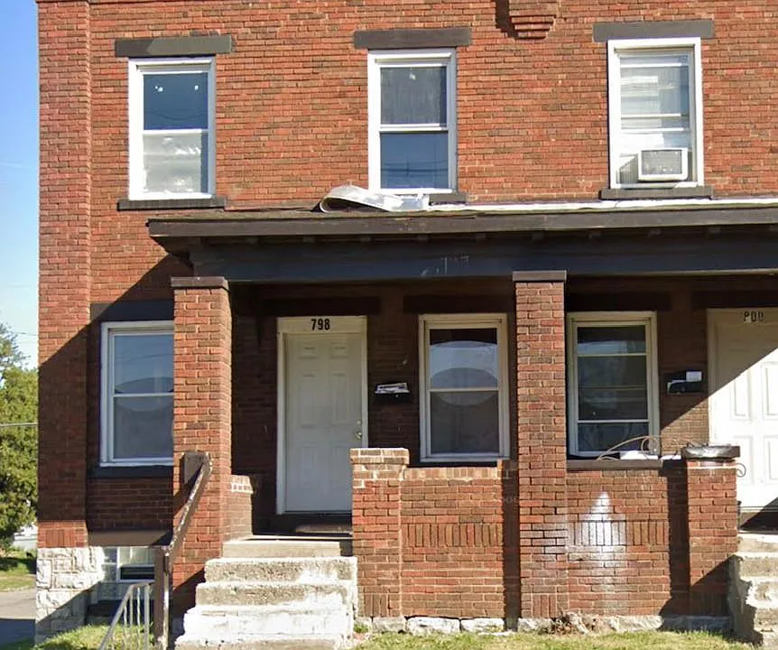 798 E Whittier St