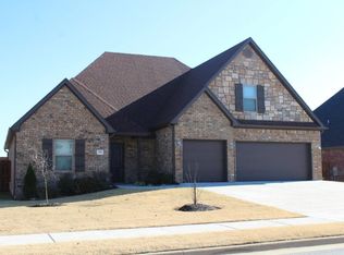 4501 SW Barton St, Bentonville, AR 72713