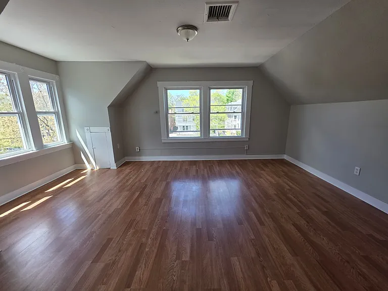 299 Norton St #3A — Photo 10