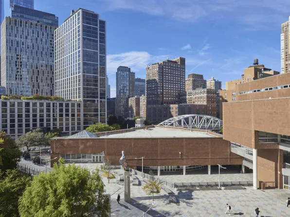 310 Greenwich Street image 9 of 12