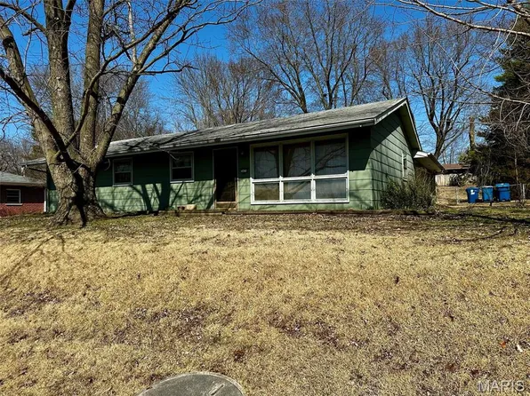 2478 W Randolph St, Saint Charles, MO 63301