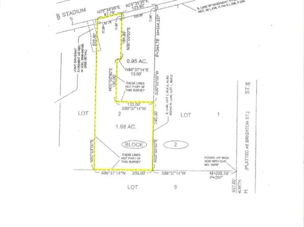 8095 Stadium Dr, Kalamazoo, MI 49009