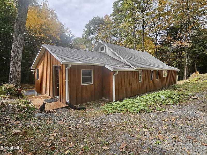 2nd image of 299 Scofield Road