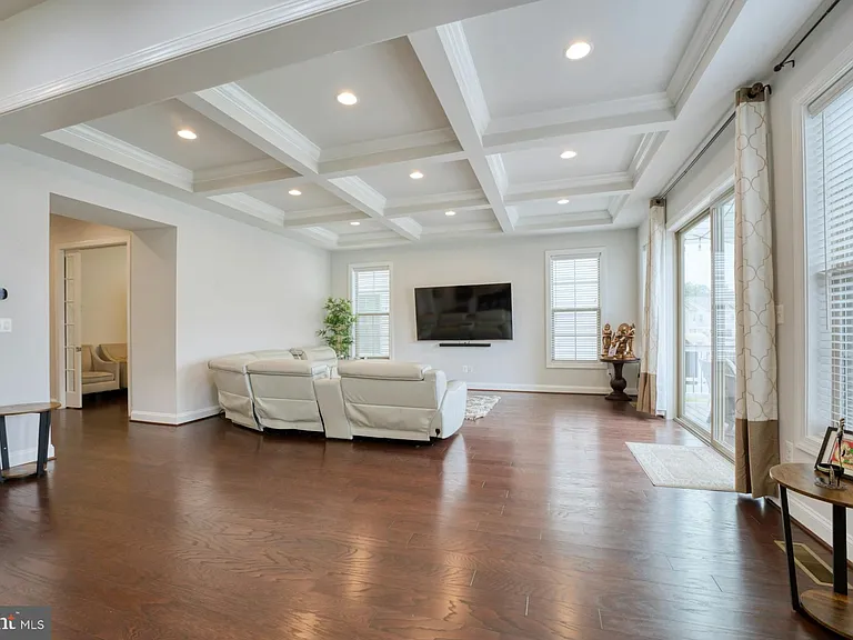 42046 Darlene Pl — Photo 12