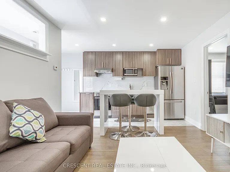 170 Emerson St — Photo 8