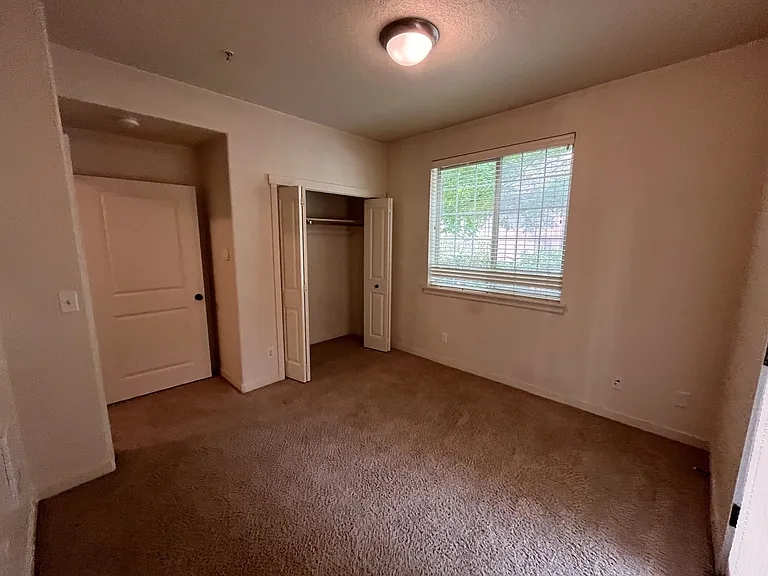 7907 NE Rockne Way #1 — Photo 10