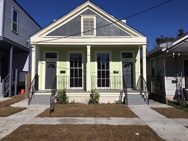 1st image of 3741 Willow St #43