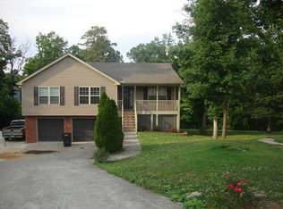 10388 Baker Boy Dr, Ooltewah, TN 37363