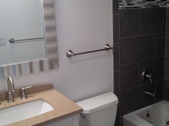 4th image of 2244 2nd Ave Unit 10