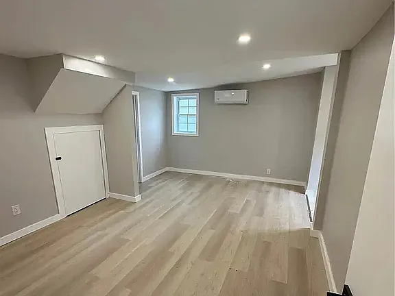 18 Forester Ave #O — Photo 6