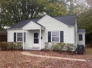 334 Mountain View Dr, Kernersville, NC 27284