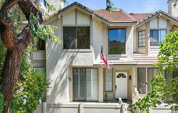 3rd image of 2615 Plaza Del Amo Unit 626