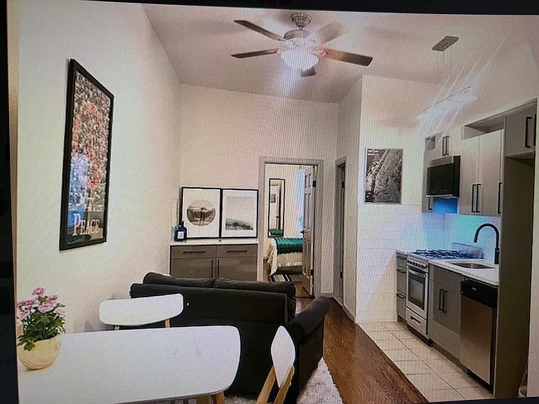 274 Devoe St #2R — Photo 1