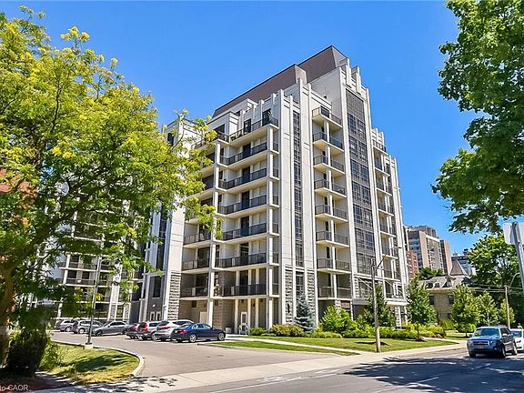 3rd image of 90 Charlton Ave W #804