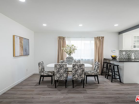 4th image of 11609 Cantlay St