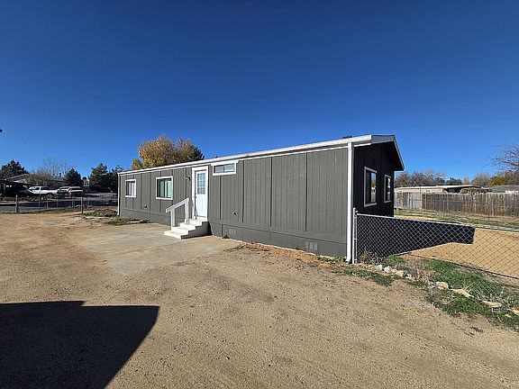 2nd image of 6041 N Wildhorse Dr