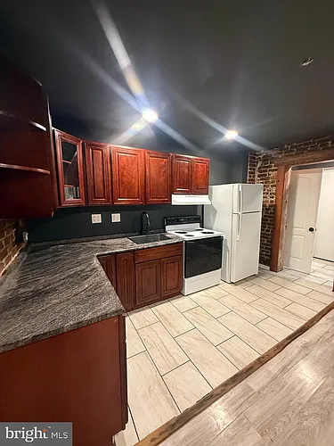 24 Marshall Ave #3 Photo 1