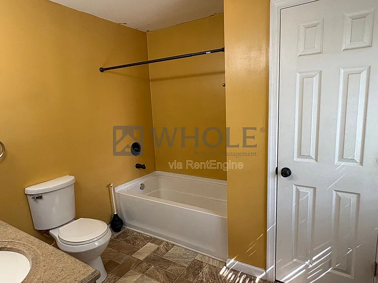 6921 S East Side Hwy — Photo 12