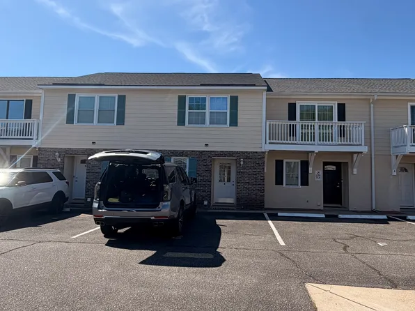 400 17th Ave S APT D, Myrtle Beach, SC 29577