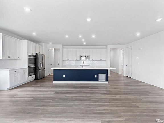 4th image of 14601 Hudson Street