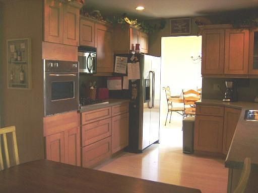 4th image of 650 Thorsen Ln