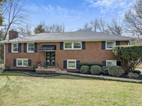 701 Sills Ct, Nashville, TN 37220
