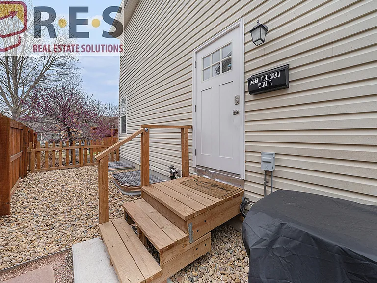 1254 Monarch Dr #B — Photo 11