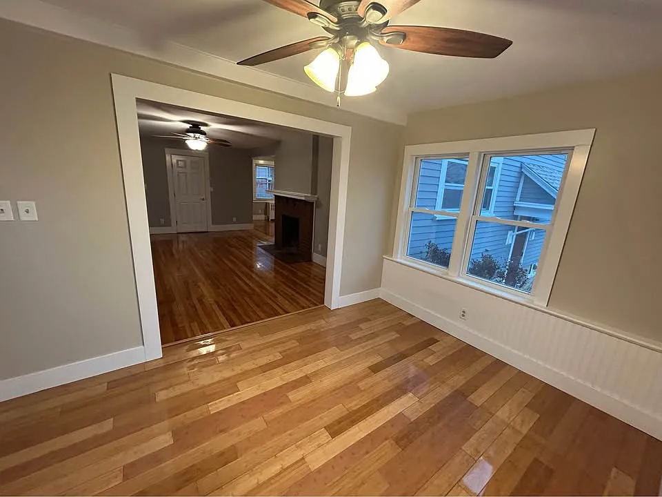 3 bed, 1200 sqft, $2,800 — Photo 3