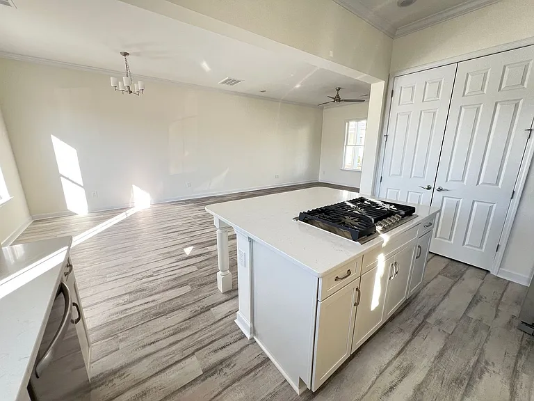 2800 Cook Cir #A — Photo 5