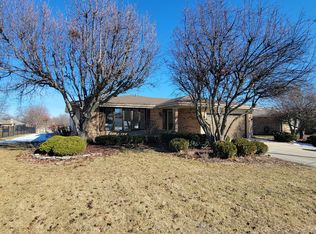 11964 S Pinecreek Dr, Orland Park, IL