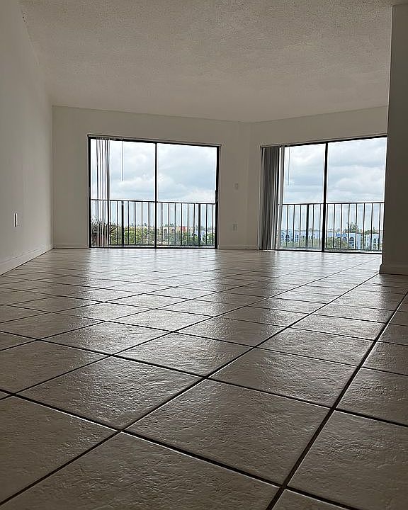 9688 Fontainebleau Blvd APT 708, Miami, FL 33172 Zillow