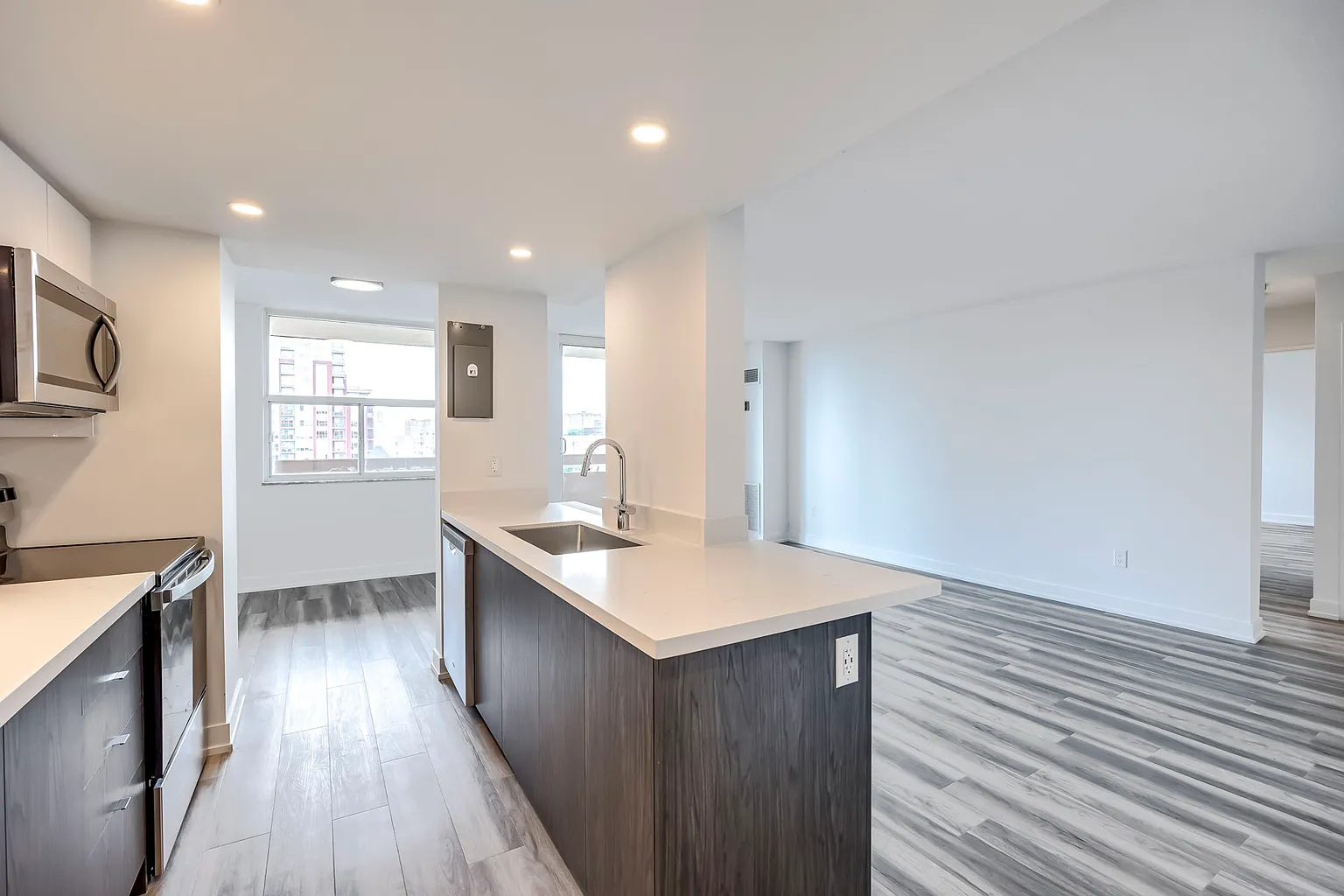395 Martha St #1038922 photo 1