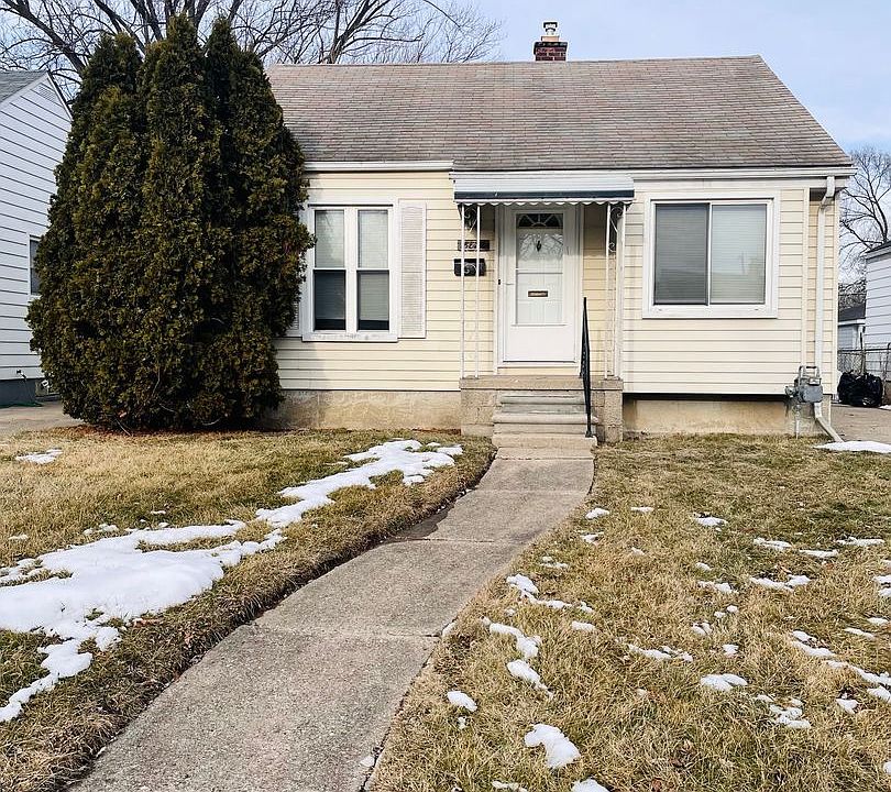 1st image of 18827 Woodcrest St
