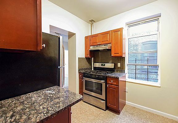 5th image of 2143 Amsterdam Ave APT 12C