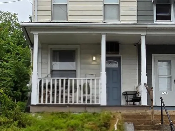 117 Penn St, Steelton, PA 17113