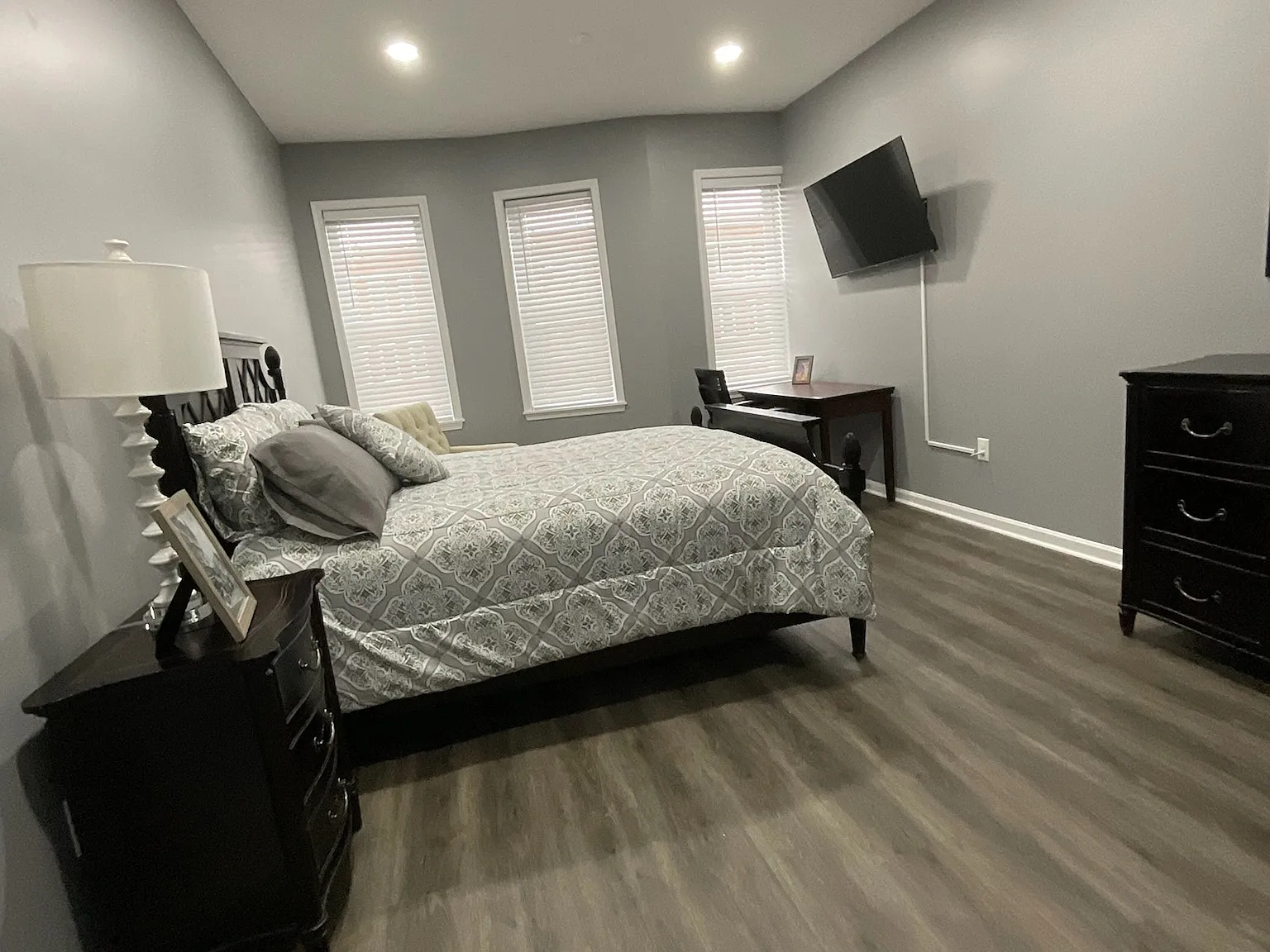 5 bed, 1307 sqft, $700 — Photo 4