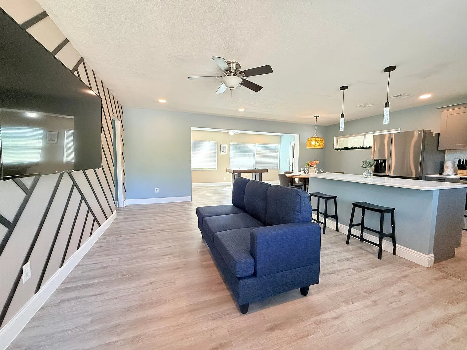 3 bed, 2.0 bath, 1442 sqft, $4,388 — Photo 4
