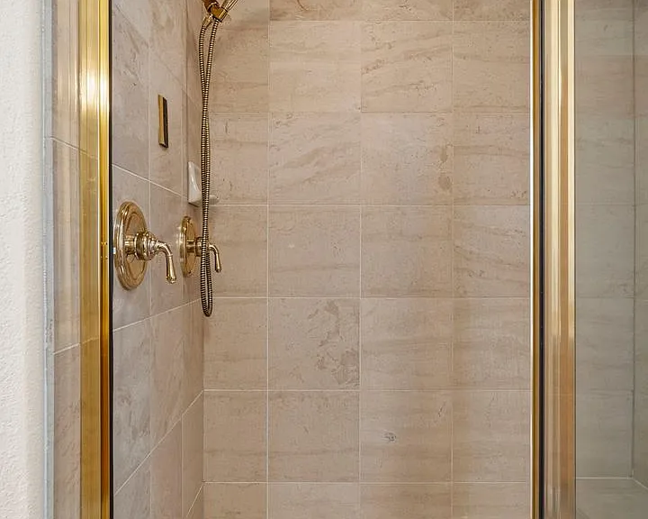 933 Northwood Blvd #8 — Photo 27
