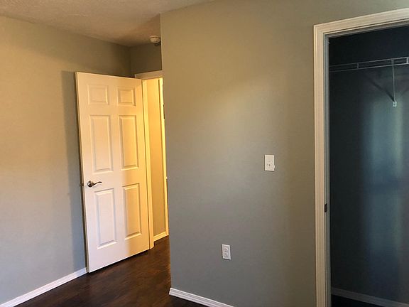 5th image of 731 W Olive St #B