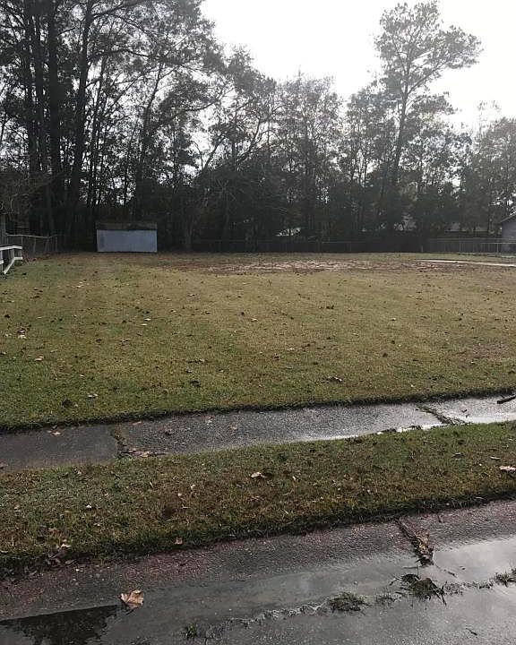 1st image of 16029 Cherry Dr