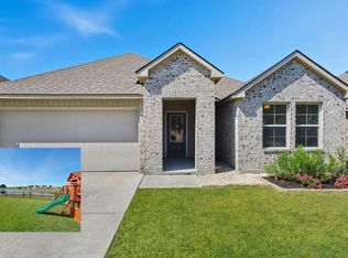 102 Whirlaway Dr, Lafayette, LA 70507
