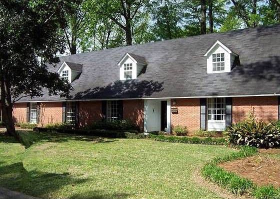 2nd image of 5627 Warwick Dr