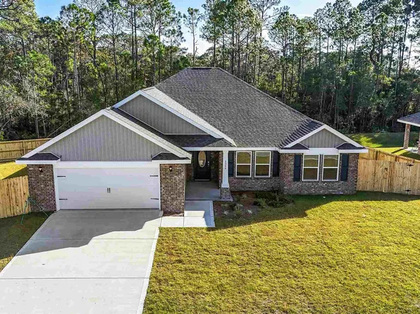3504 Turquoise Dr, Navarre, FL 32566