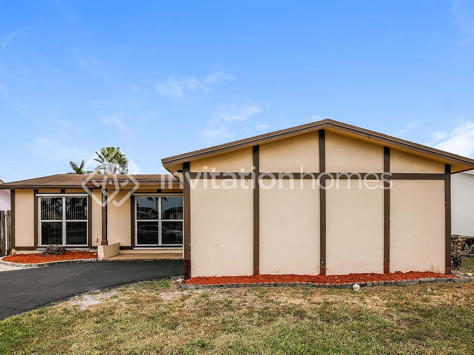 1st image of 11650 NW 31st St