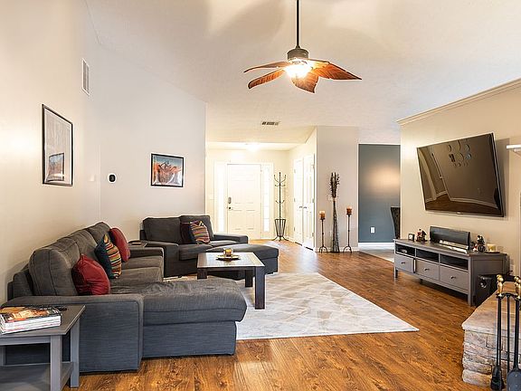 5th image of 2590 Maggie Woods Ct