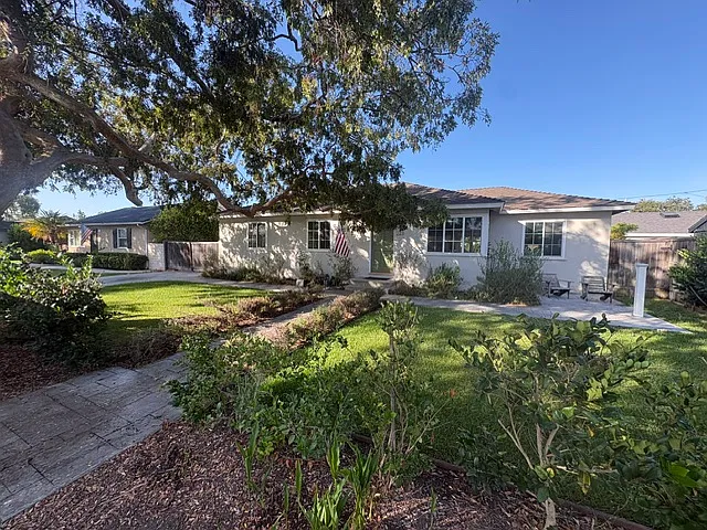 223 Lillian Pl — Photo 12
