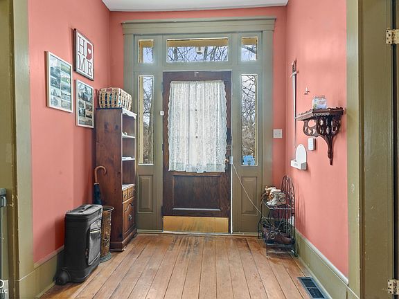 4th image of 6428 Bluff Crest Ct