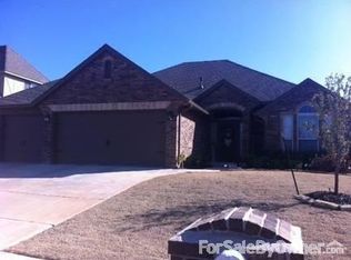 1100 Brayhill Rd, Edmond, OK 73003