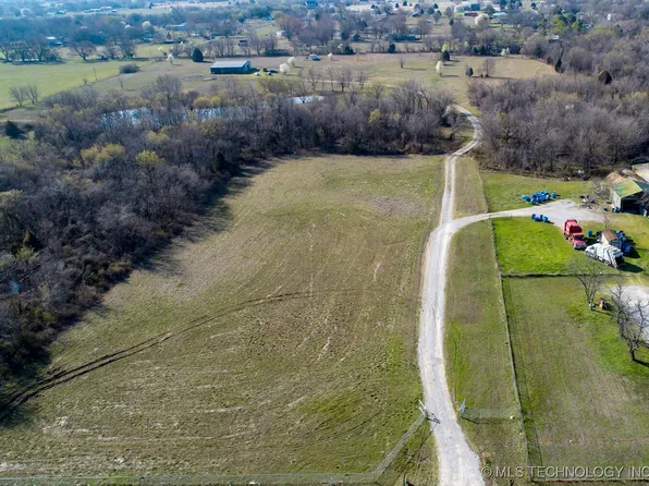 11920 E 126th St N, Collinsville, OK 74021