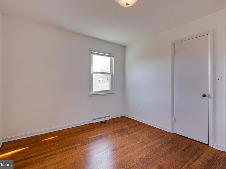 4297 Lunceford Ln — Photo 24